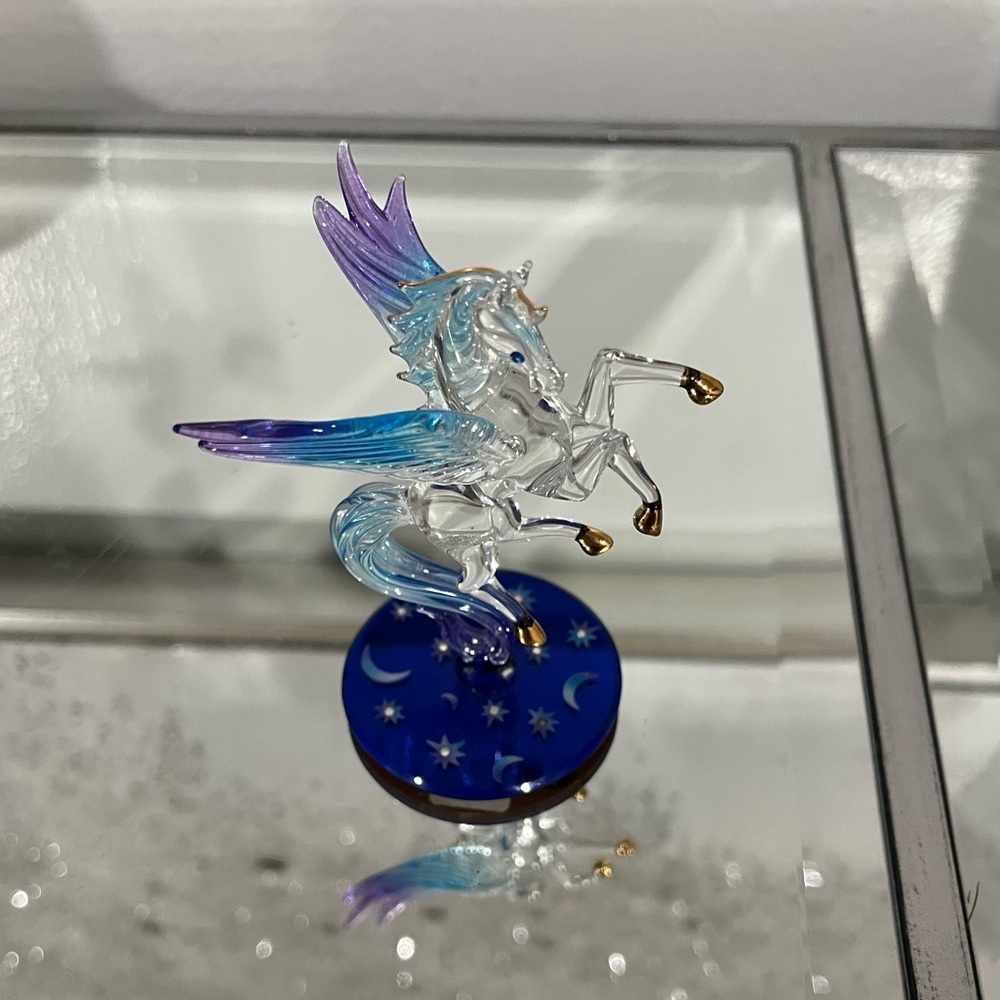 Glass baron celestial Pegasus - Picture 3 of 8